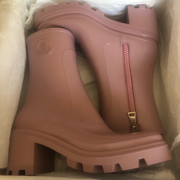 NIB $550 Moncler Loftgrip Block Heel Rain Boot 11US / 41EU, PINK! - Picture 15 of 15